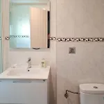 2 Bedroom Gorgeous Apartment In Torremolinos Апартаменти Торремолінос